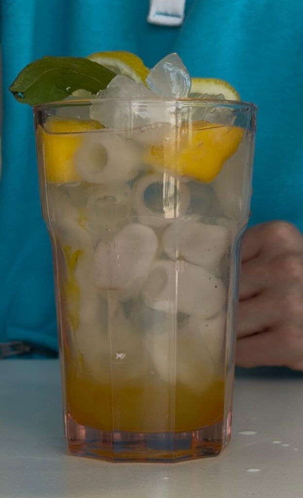 Lemoniada mango — Barista i Bambino Gdańsk